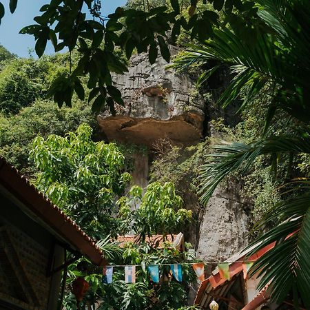 Tam Coc Lakeside Homestay ニンビン エクステリア 写真