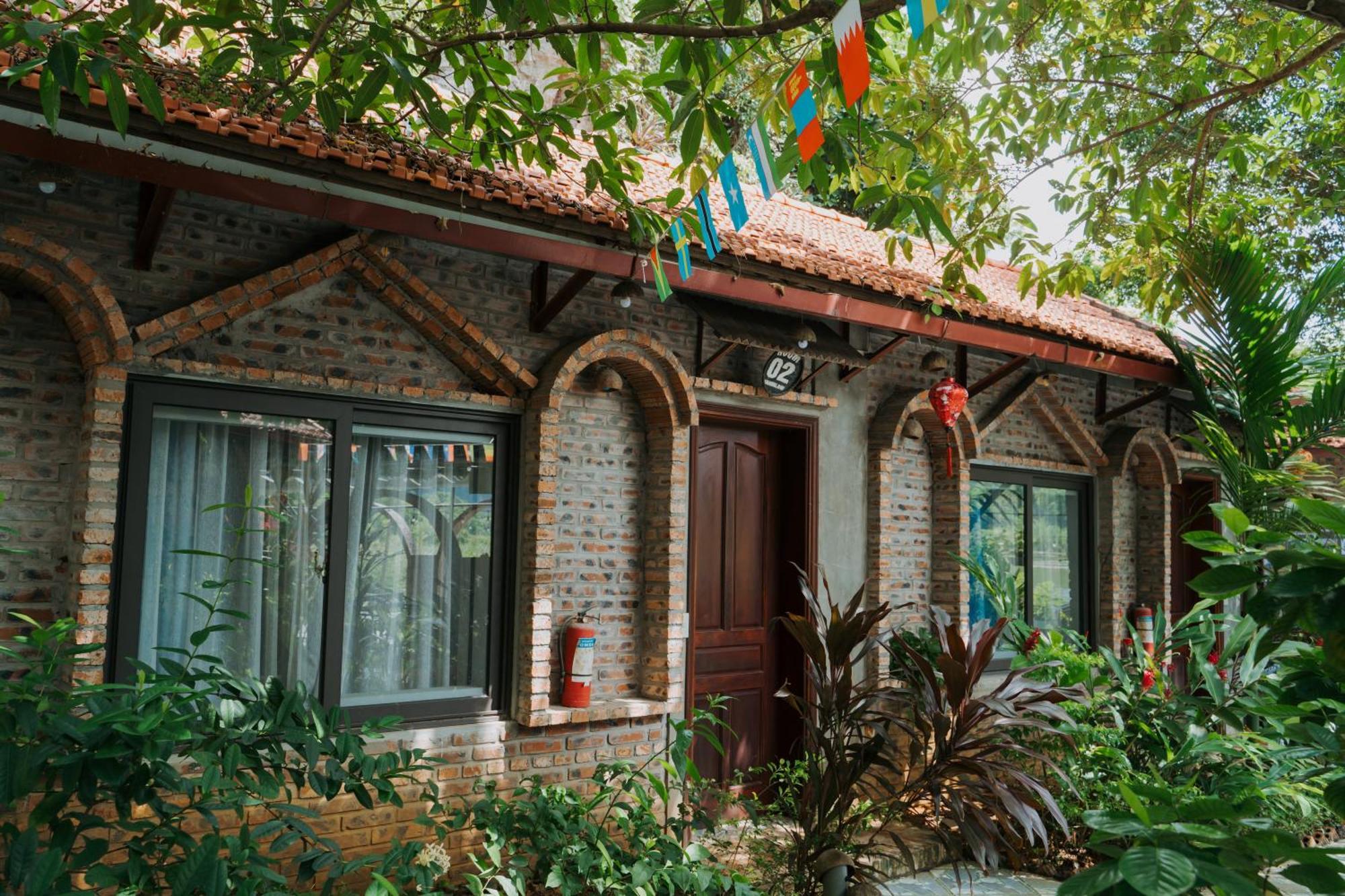 Tam Coc Lakeside Homestay ニンビン エクステリア 写真