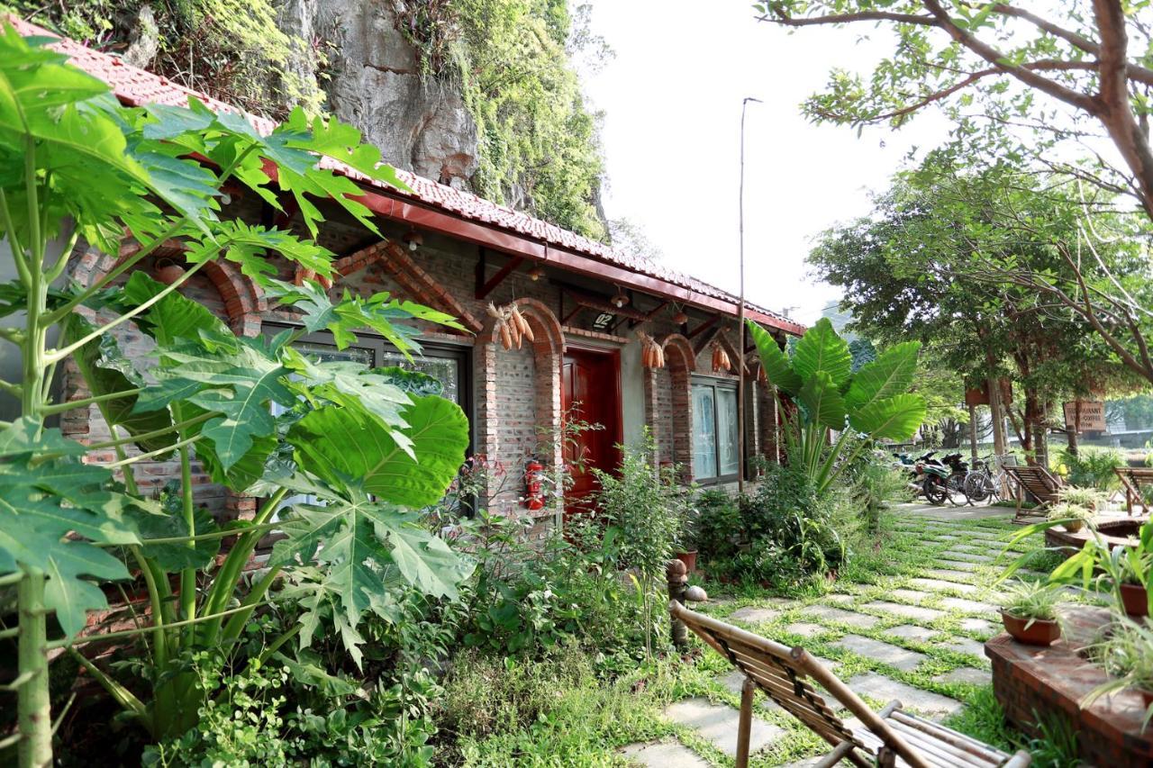 Tam Coc Lakeside Homestay ニンビン エクステリア 写真